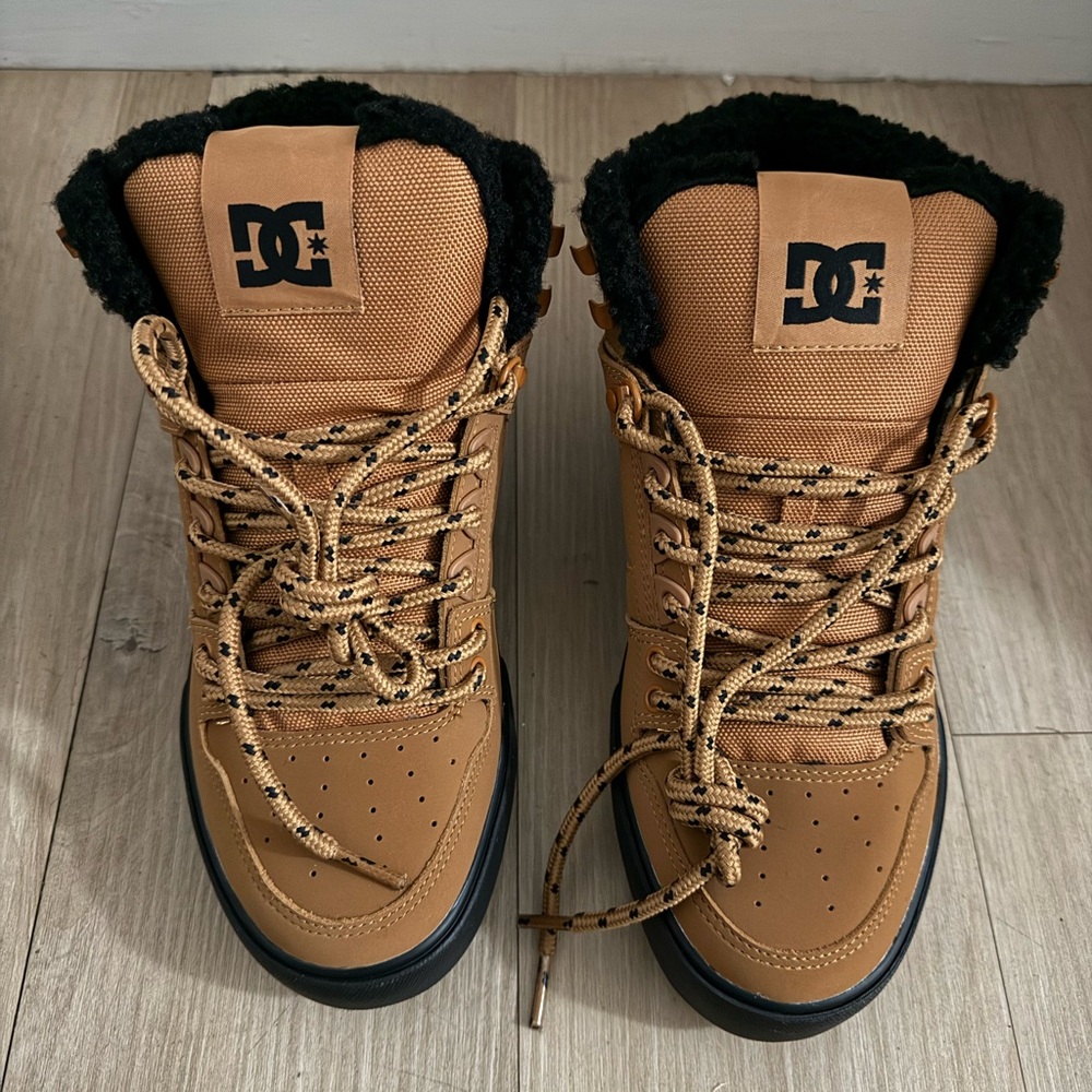 DC Tan and Black High-Top Shoes